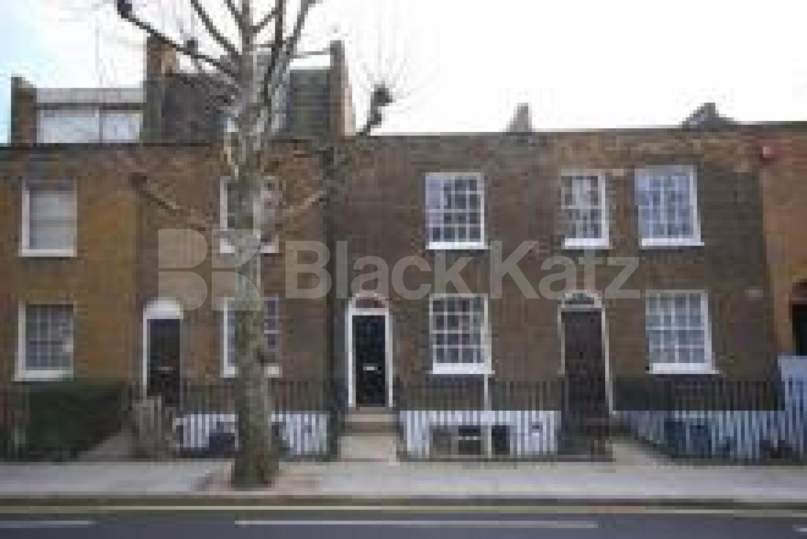			4 Bedroom, 1 bath, 1 reception Flat			 Leighton Road, KENTISH TOWN