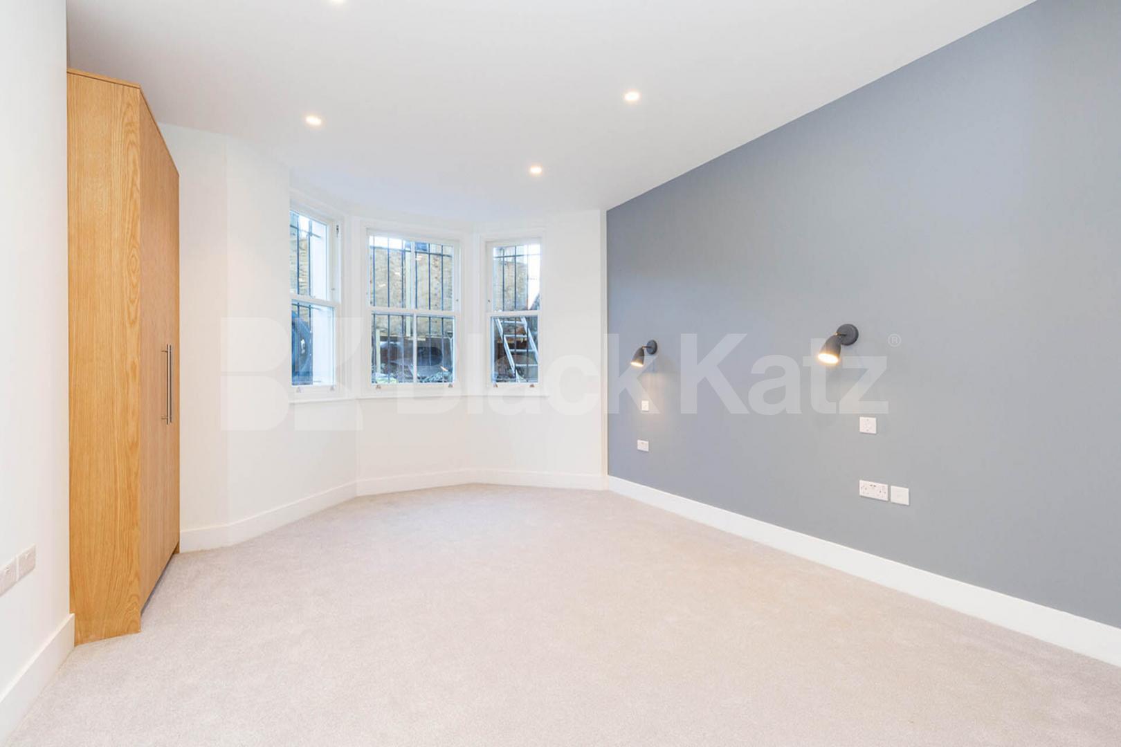  Newly refurbished to a high standard 3 double bedroom flat with communal garden Hilldrop Road, Tufnell Park 