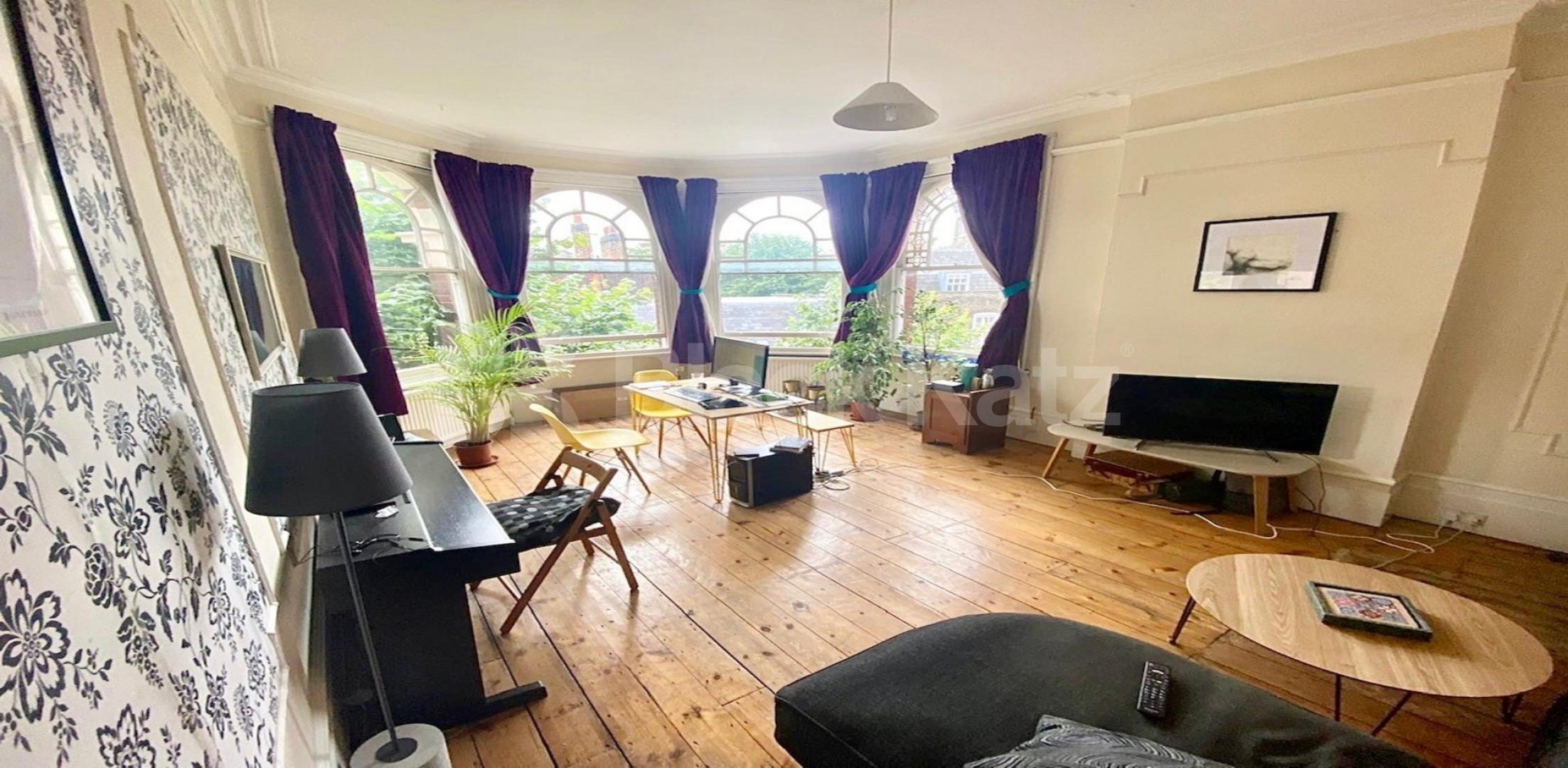 			3 Bedroom, 1 bath, 1 reception Apartment			 Hornsey Lane, Highgate