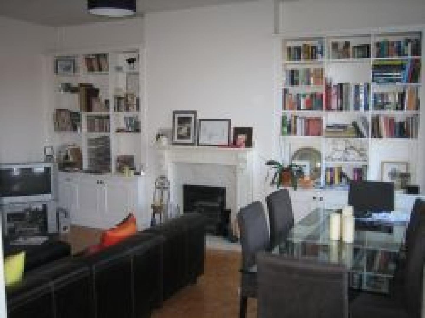 			NEW ON!, 2 Bedroom, 1 bath, 1 reception Flat			 Chatsworth Road, MAPESBURY NW2