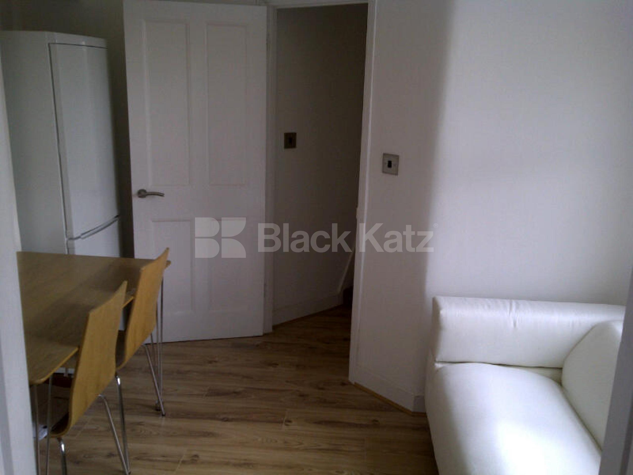 			3 Bedroom, 1 bath, 1 reception Apartment			 Brixton Hill, Brixton SW2