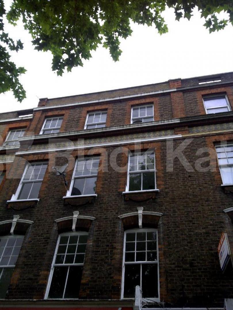 			3 Bedroom, 1 bath, 1 reception Apartment			 Brixton Hill, Brixton