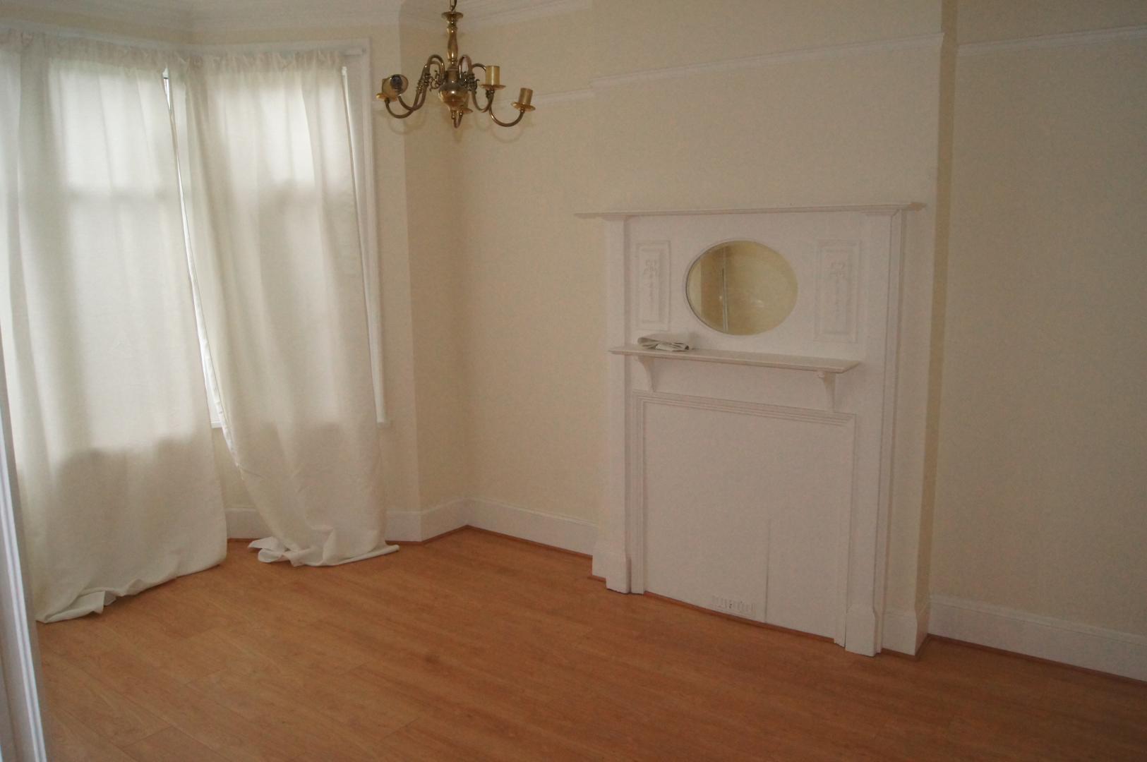 			3 Bedroom, 1 bath, 1 reception House			 Liddel Gardens, KENSAL GREEN