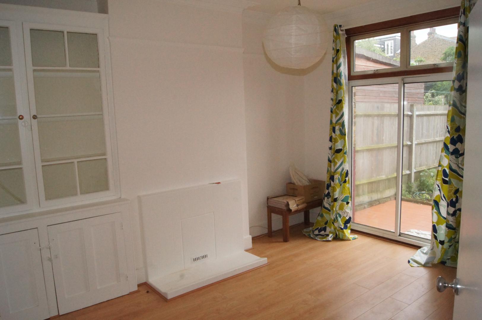 			3 Bedroom, 1 bath, 1 reception House			 Liddel Gardens, KENSAL GREEN