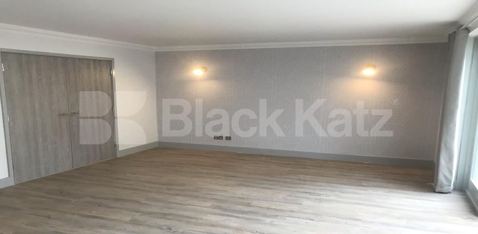 			NEW INSTRUCTION, 4 Bedroom, 1 bath, 1 reception Mews House			 Rodenhurst Road, Clapham South