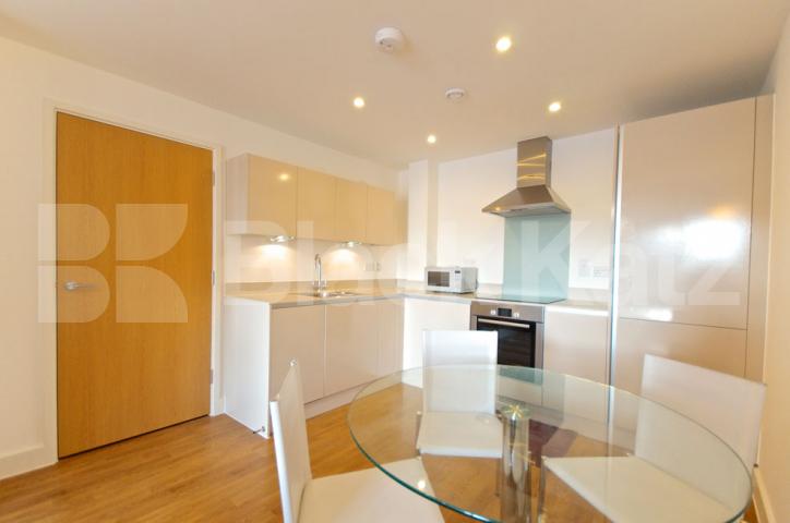 			2 BED 2 BATH IN A NEW BUILD DEVELOPMENT, 2 Bedroom, 1 bath, 1 reception Apartment			 Mildmay Avenue , NEWINGTON GREEN