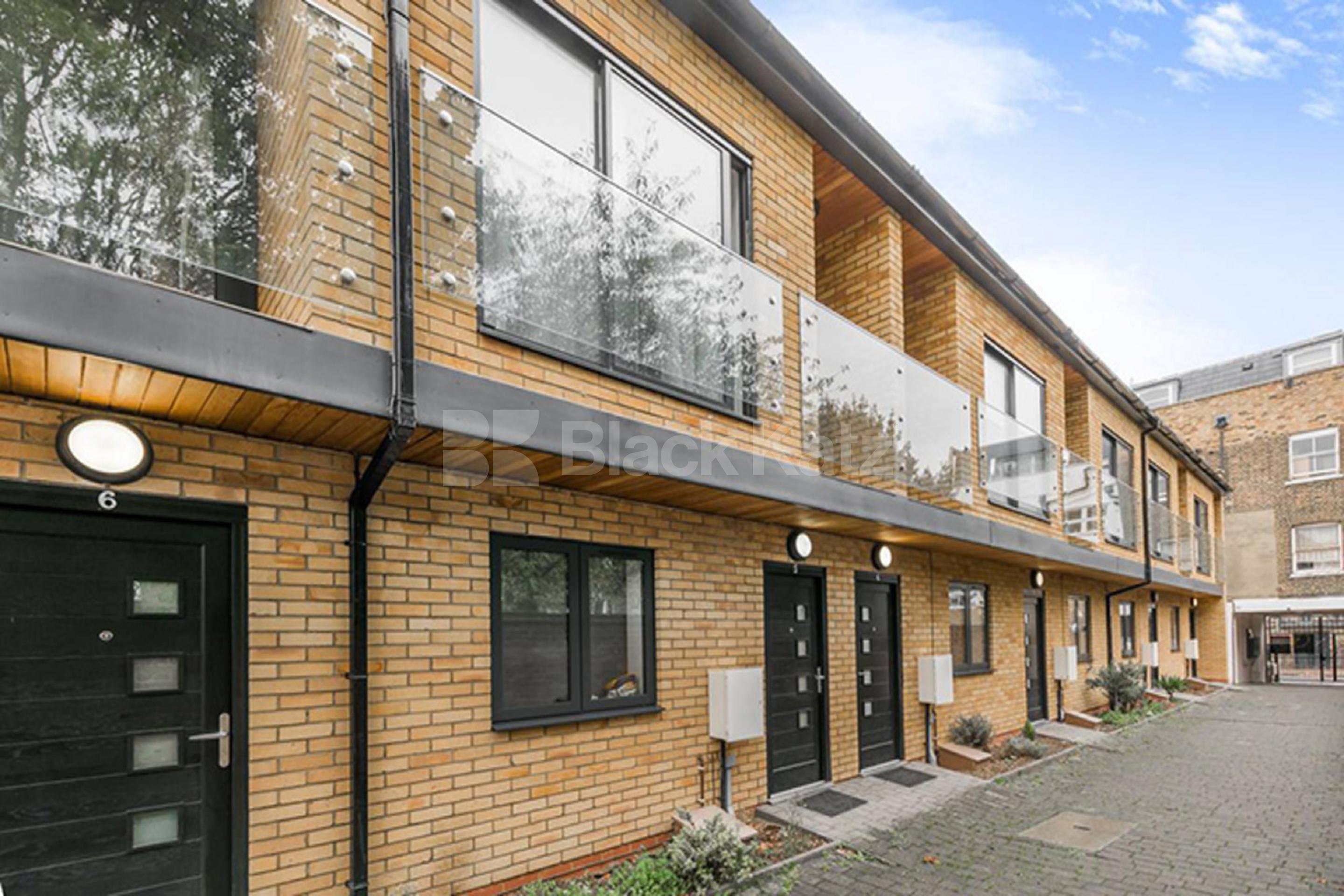 4 bedroom town house located on a private gated mews  Lotus Mews N19, Holloway N19