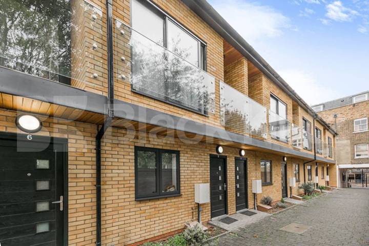 Lotus Mews N19, Holloway