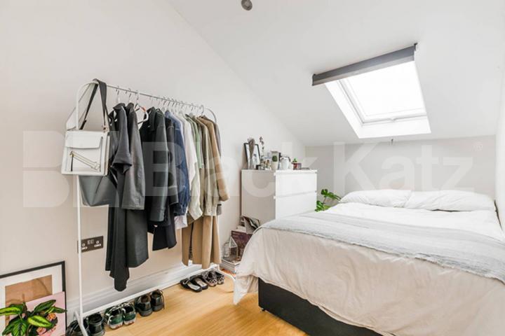 4 bedroom town house located on a private gated mews  Lotus Mews N19, Holloway