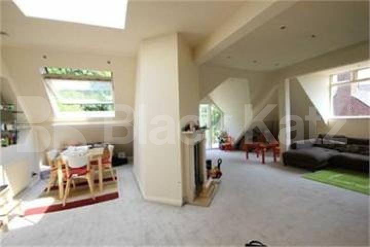 			Stunning loft style Penthouse, 2 Bedroom, 1 bath, 1 reception Penthouse			 Lindfield gardens, HAMPSTEAD