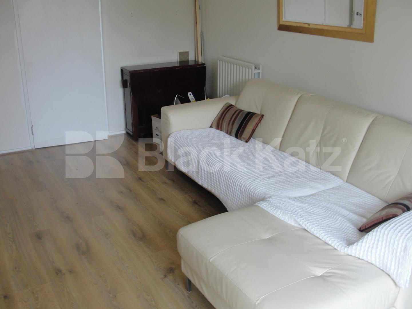 			NEW INSTRUCTION, 1 Bedroom, 1 bath, 1 reception Apartment			 Shore House. Heather Close, Battersea/Clapham