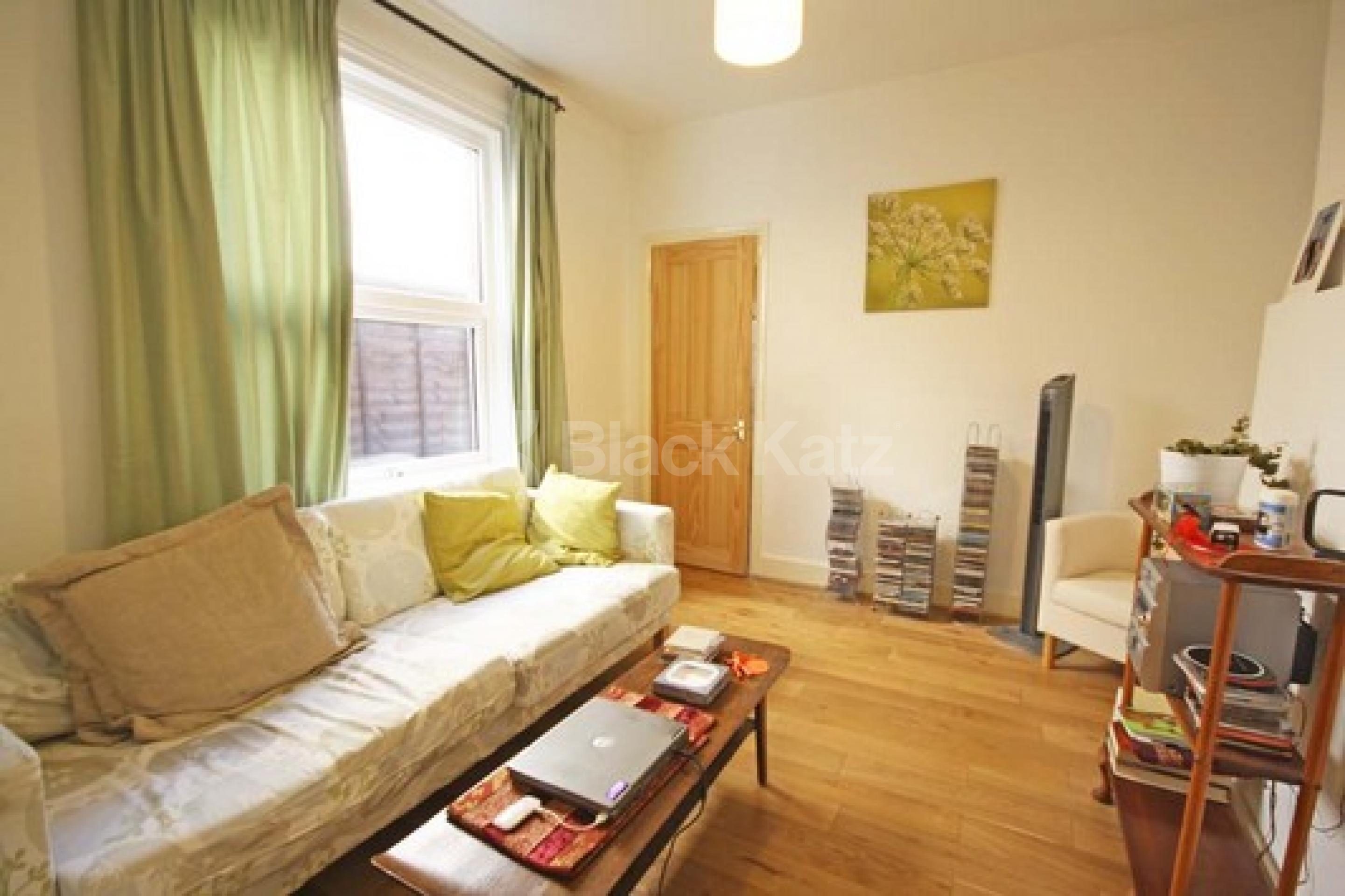 			NEW INSTRUCTION, 2 Bedroom, 1 bath, 1 reception Ground Floor Flat			 Winslow Road, Hammersmith W6