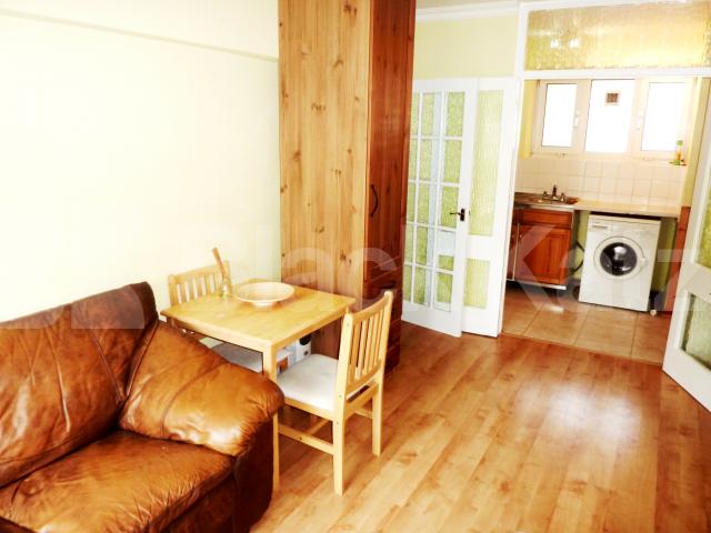 			NEW INSTRUCTION / AVAILABLE NOW / PERFECT FOR STUDENTS, 1 Bedroom, 1 bath, 1 reception Flat			 Hampstead road, Mornington crescent / Euston
