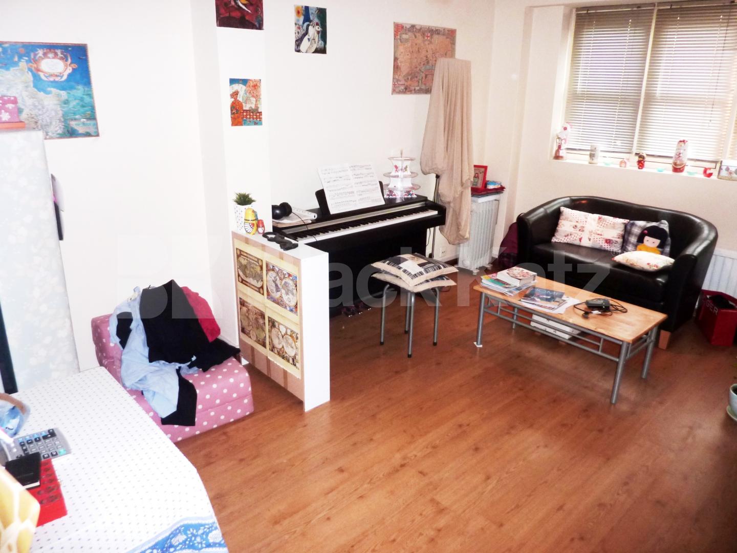 			NEW INSTRUCTION!, 1 Bedroom, 1 bath, 1 reception Flat			 Bateman Street, SOHO