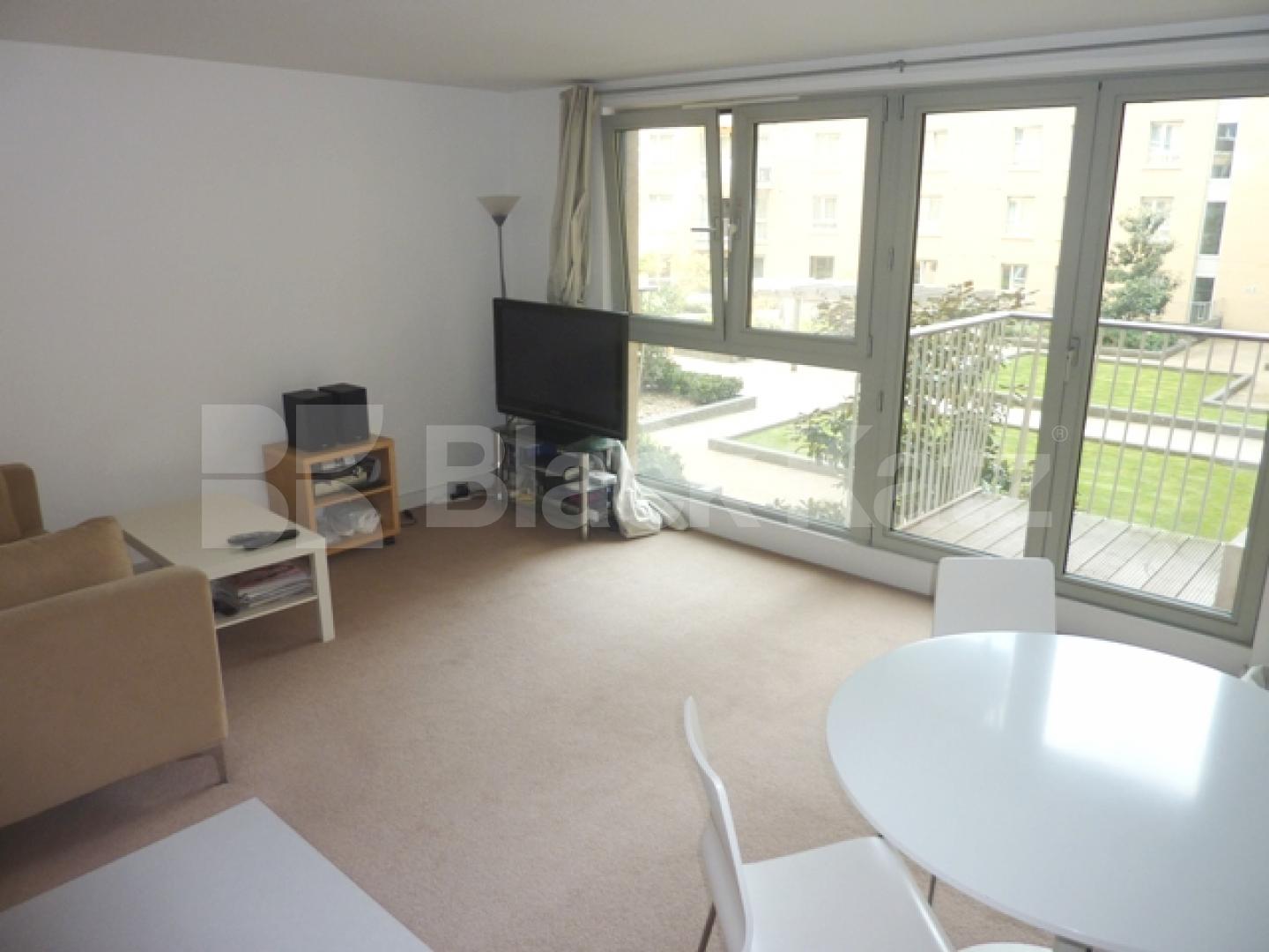 			LET!, 2 Bedroom, 1 bath, 1 reception Flat			 VISION 7, HOLLOWAY N7
