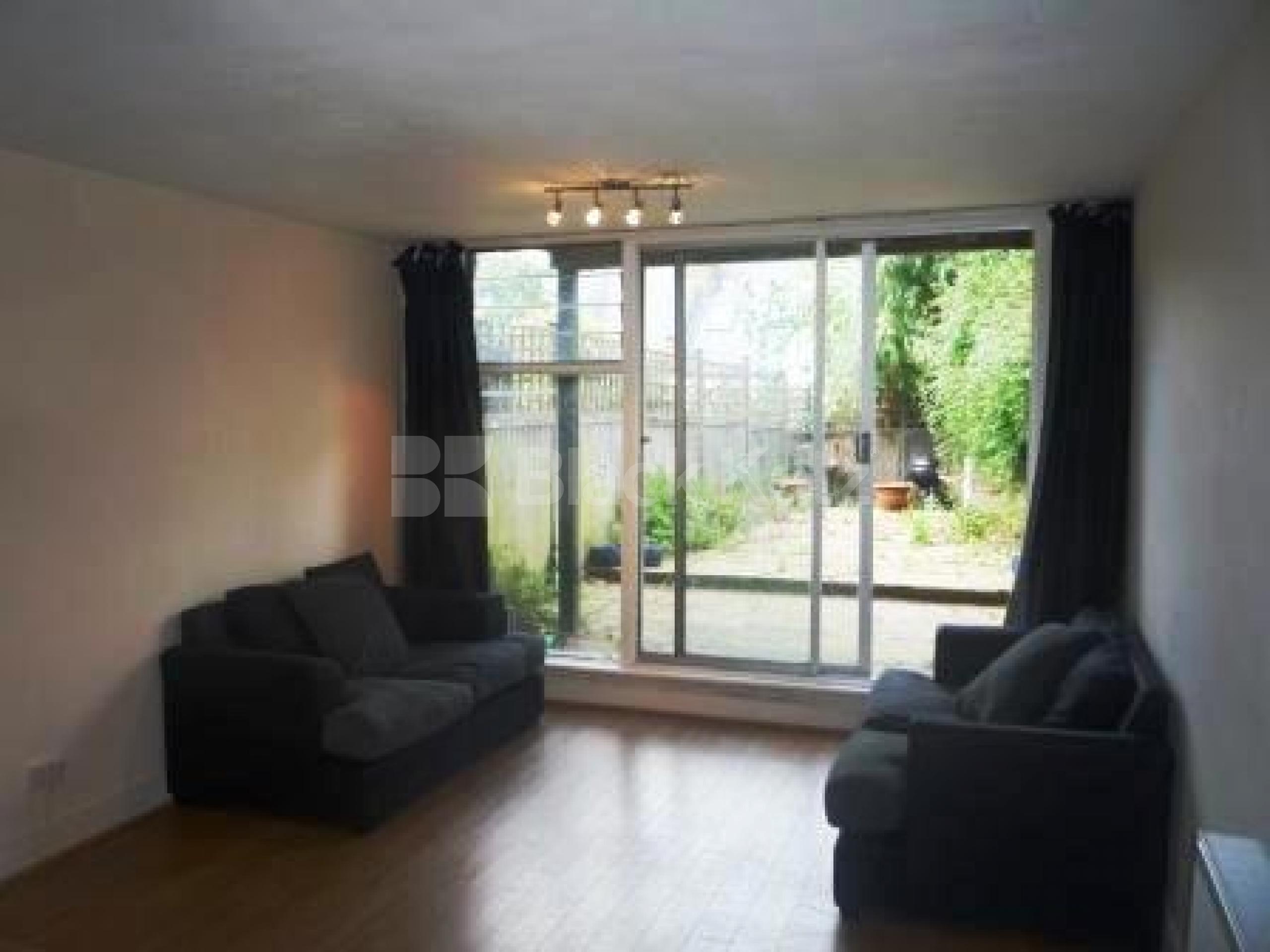			2 Bed Garden Flat in Muswell Hill, 2 Bedroom, 1 bath, 1 reception Ground Floor Maisonette			 Woodland Gardens, Muswell Hill N10