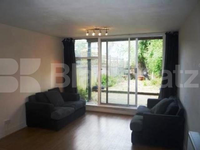 			2 Bed Garden Flat in Muswell Hill, 2 Bedroom, 1 bath, 1 reception Ground Floor Maisonette			 Woodland Gardens, Muswell Hill