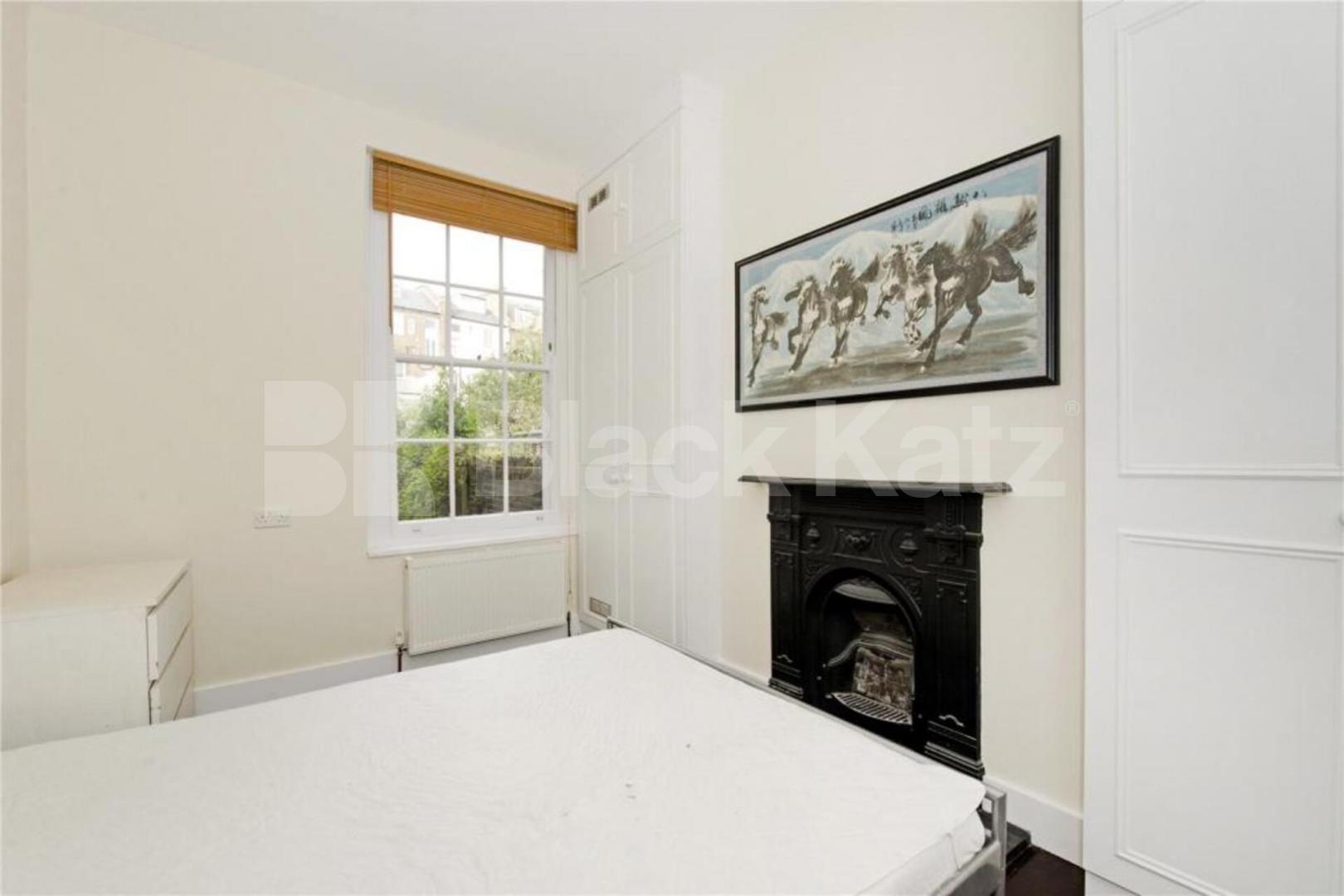 Positioned on Lowman Road the property enjoys excellent transport connection Lowman Road , Holloway
