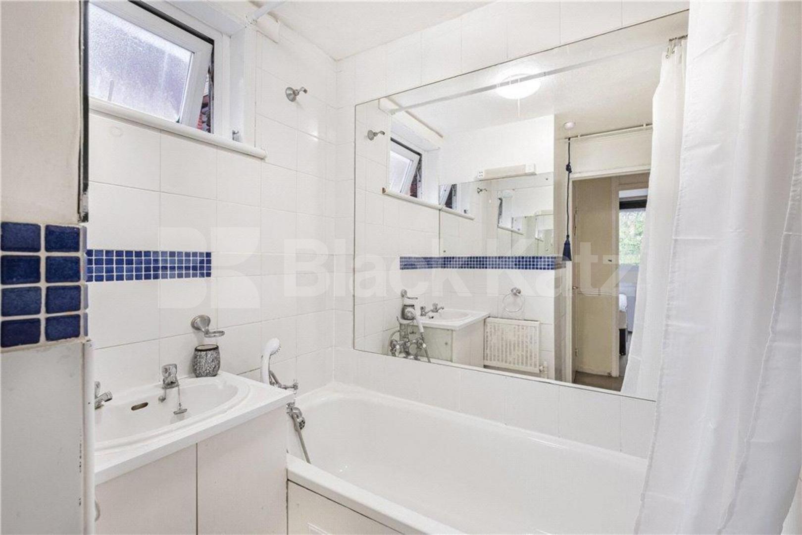 A beautifully presented three-bedroom split-level apartment on Mitchell Road Mitchell Road , Old Street 