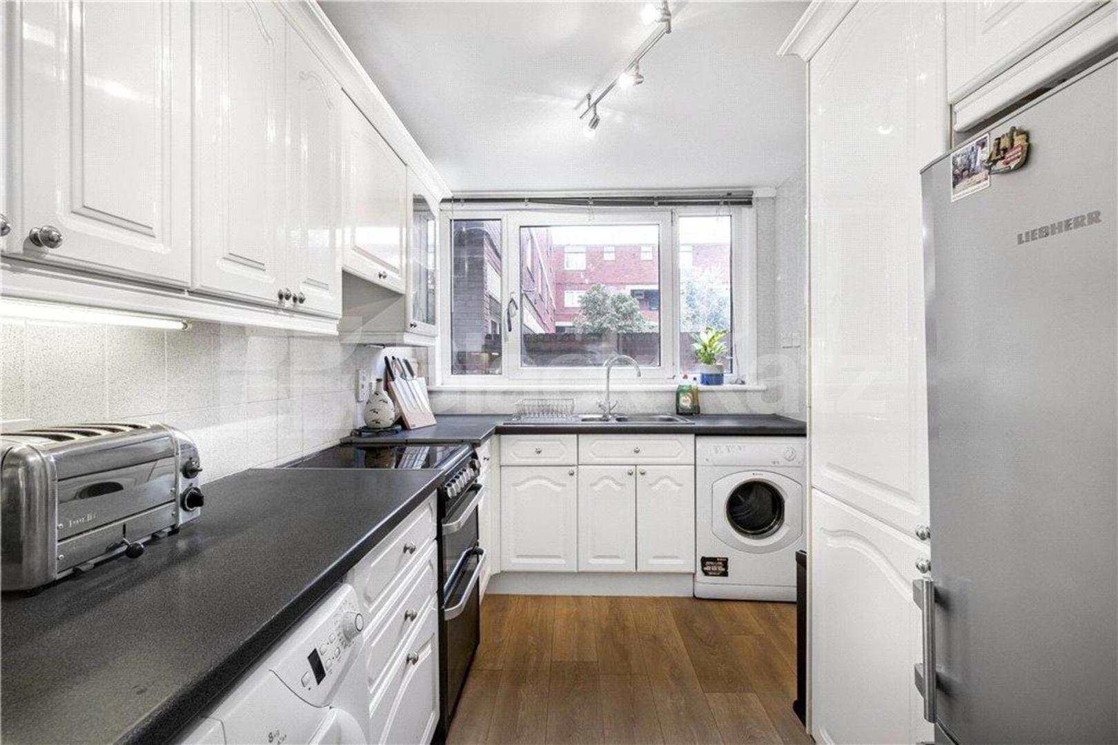 A beautifully presented three-bedroom split-level apartment on Mitchell Road Mitchell Road , Old Street 