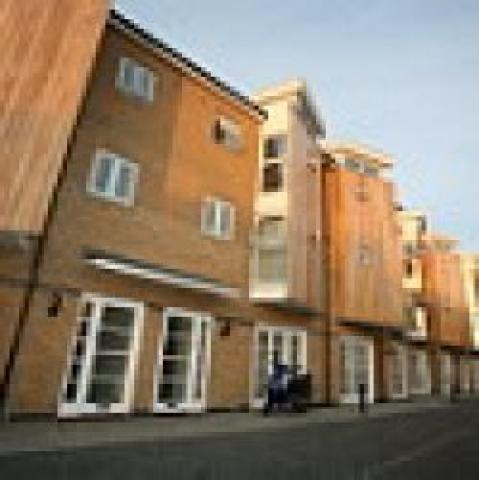 			New Instruction, 4 Bedroom, 1 bath, 1 reception Flat			 Monteray Studios, QUEENS PARK/LADBROKE GROVE W10