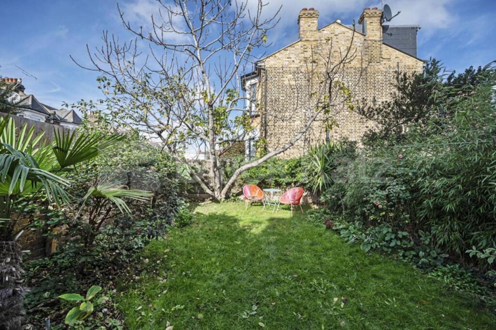 Spacious Four Double Bedroom House with Garden on Mount Pleasant Lane  Mount Pleasant Lane, Clapton