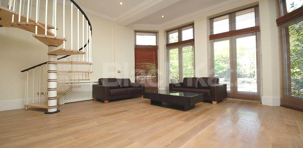 			MODERN & WITH A MEZZANINE BEDROOM!, 1 Bedroom, 1 bath, 1 reception Flat			 Fitzjohns Avenue, HAMPSTEAD/BELSIZE PARK