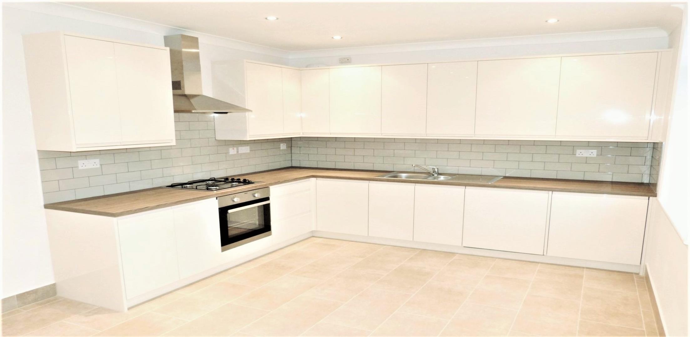 			3 Bedroom, 1 bath, 1 reception Apartment			 Aberdare Gardens, WEST HAMPSTEAD