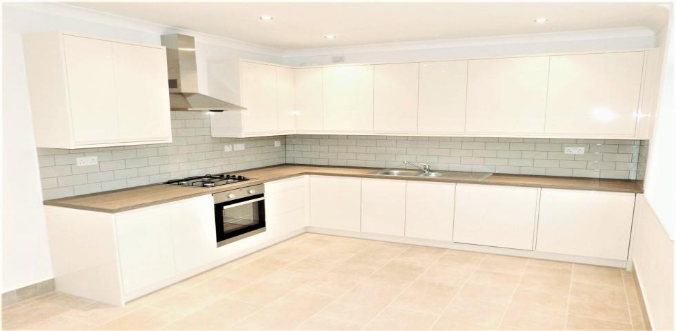 			3 Bedroom, 1 bath, 1 reception Apartment			 Aberdare Gardens, WEST HAMPSTEAD