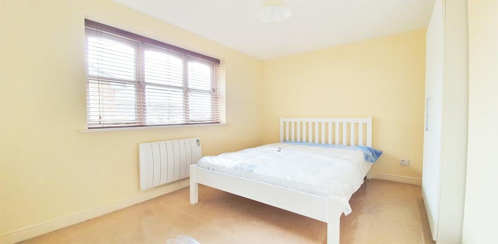 			1 Bedroom, 1 bath, 1 reception Apartment			 Upton Close, Cricklewood