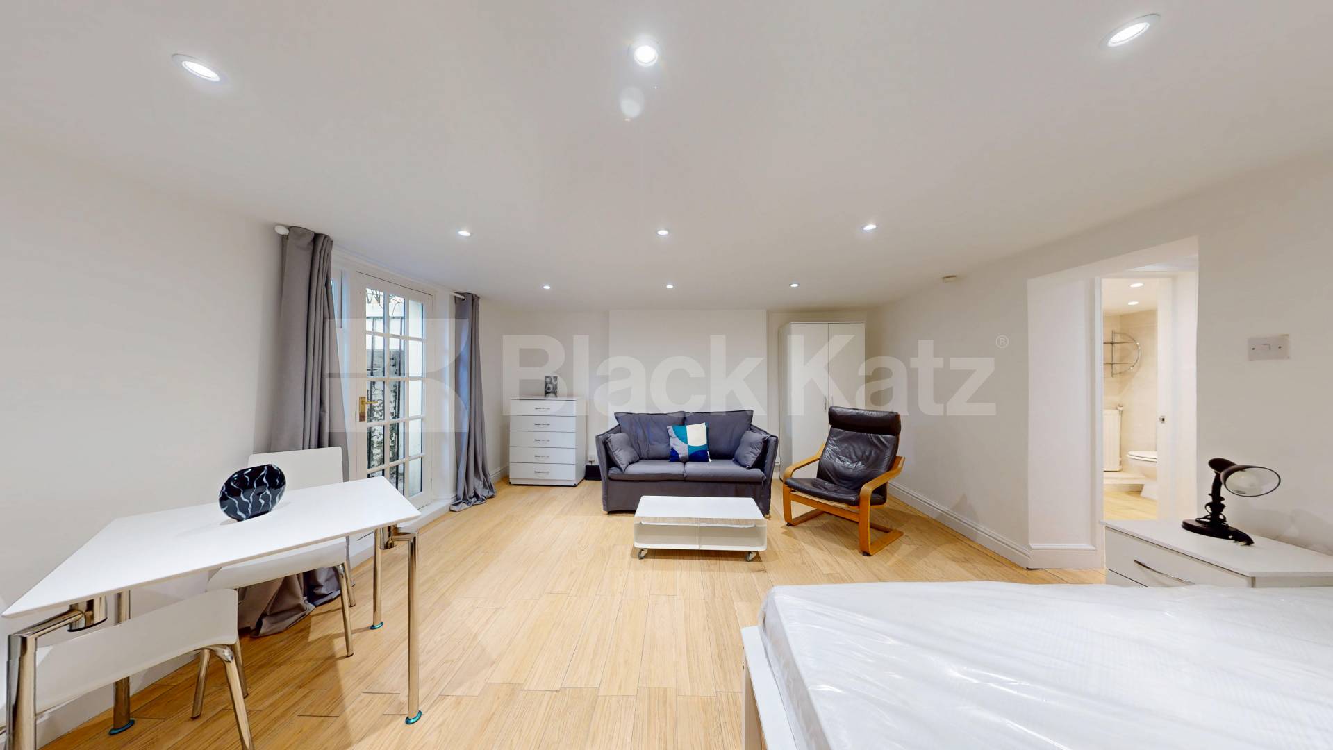 Modern Studio walking distance to Marylebone Tube & Regents Park  Harewood Avenue, Marylebone