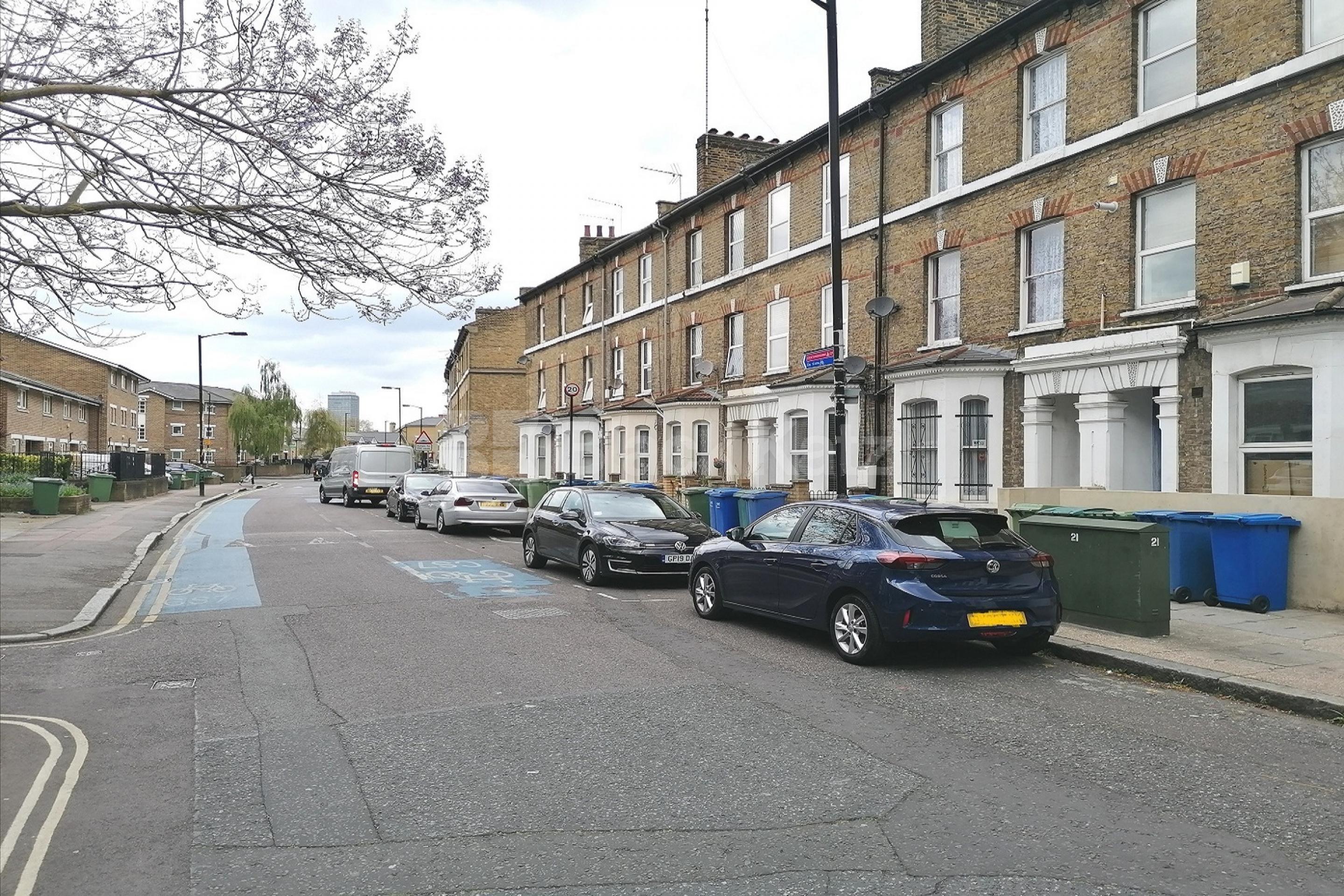 Charming Duplex Victorian Conversion Superbly Located   Brook Drive, Elephant and Castle SE11