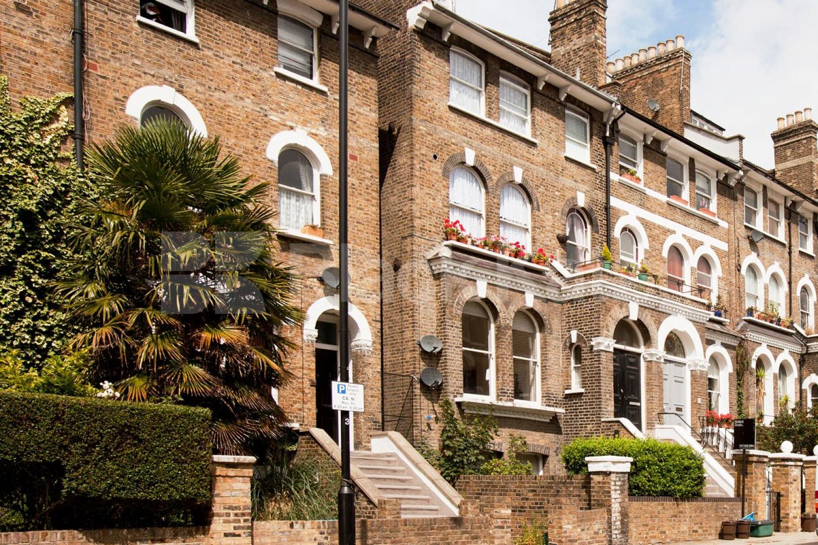 			NEW INSTRUCTION!, 1 Bedroom, 1 bath, 1 reception Flat			 North Villas, CAMDEN SQUARE