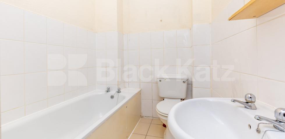 			Large One Bed Property !, 1 Bedroom, 1 bath, 1 reception Ground Floor Flat			 Wolseley Road, Crouch End