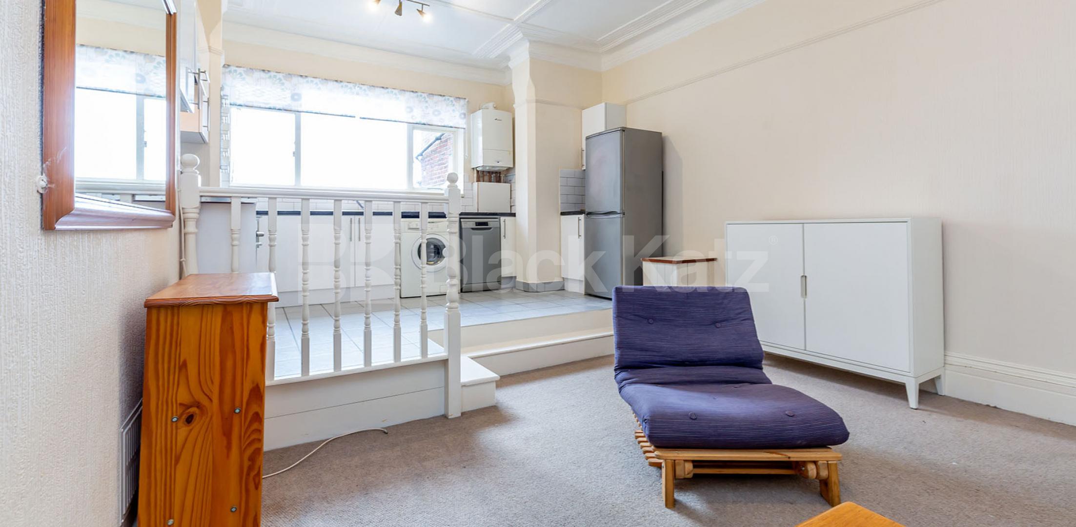 			Large One Bed Property !, 1 Bedroom, 1 bath, 1 reception Ground Floor Flat			 Wolseley Road, Crouch End
