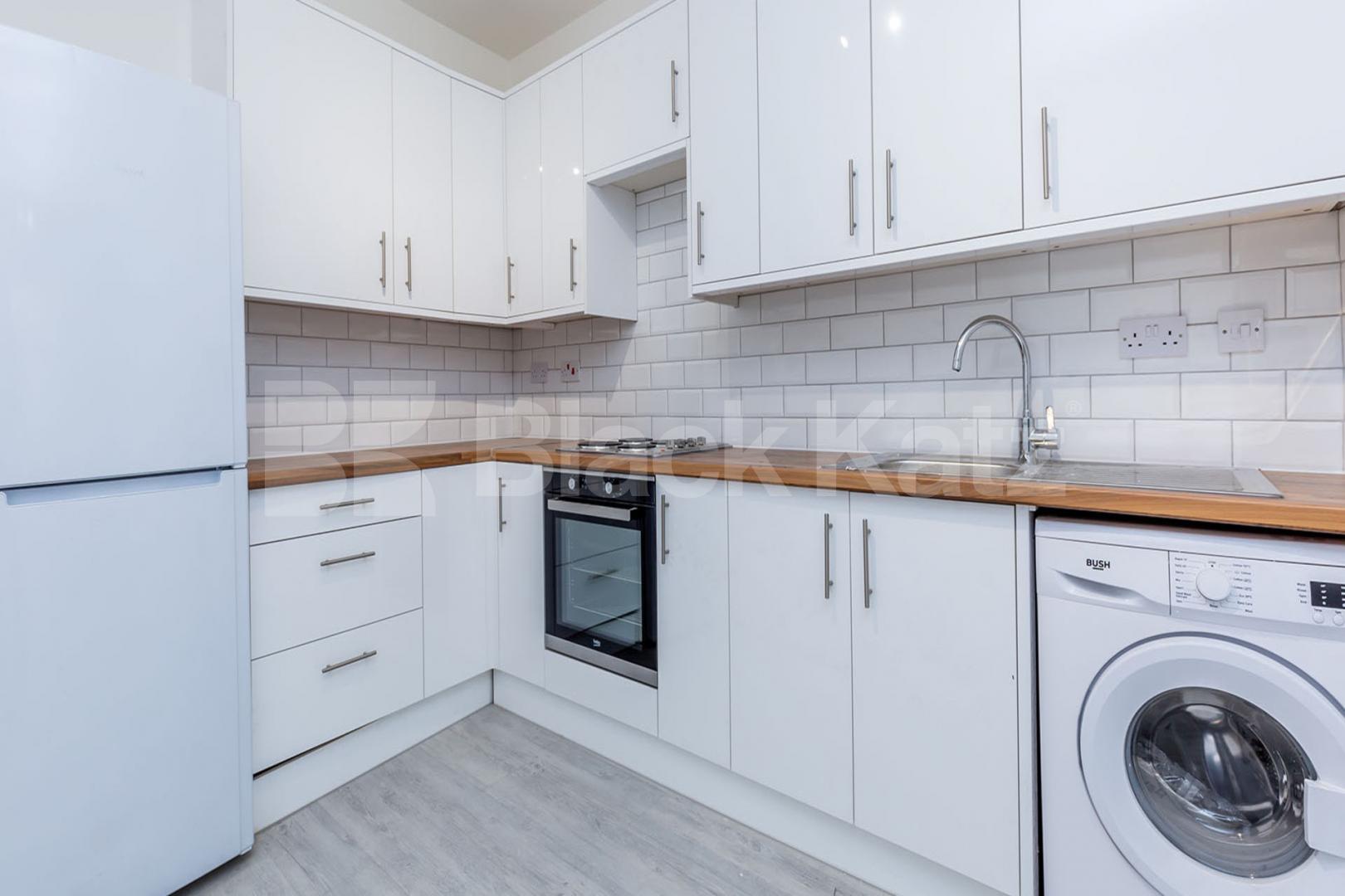 spacious 3 bedroom property close to Hackney downs Foulden Road , Stoke Newington