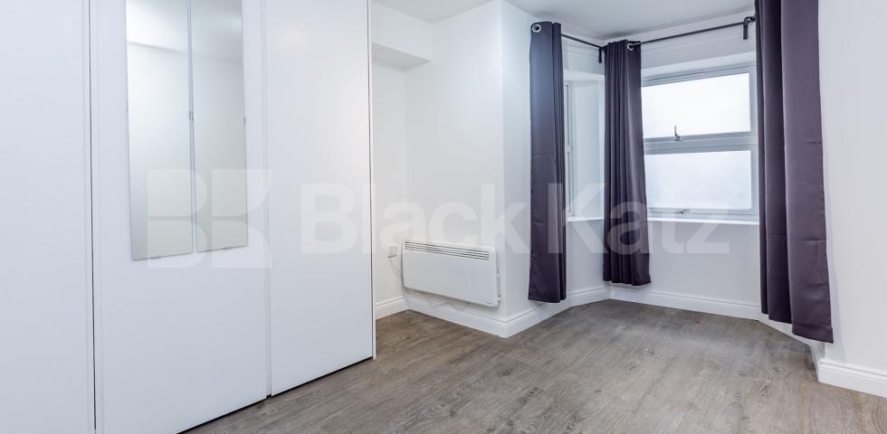 			NEWLY RENOVATED GARDEN FLAT, 2 Bedroom, 1 bath, 1 reception Maisonette			 FOULDEN ROAD N16, HACKNEY-DALSTON-STOKE NEWINGTON