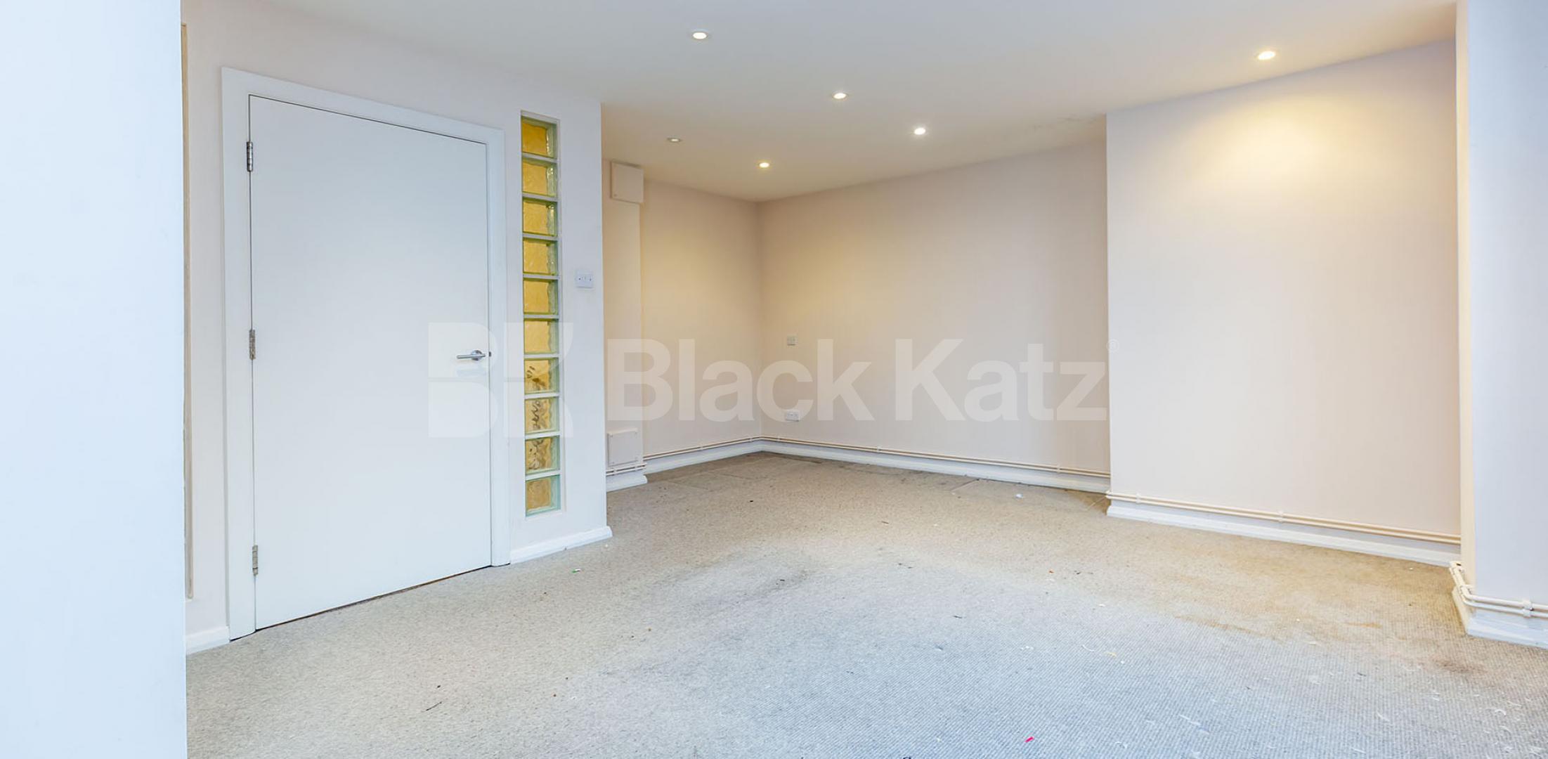 			1 Bedroom, 1 bath, 1 reception Apartment			 Dove Road, CANONBURY-ISLINGTON