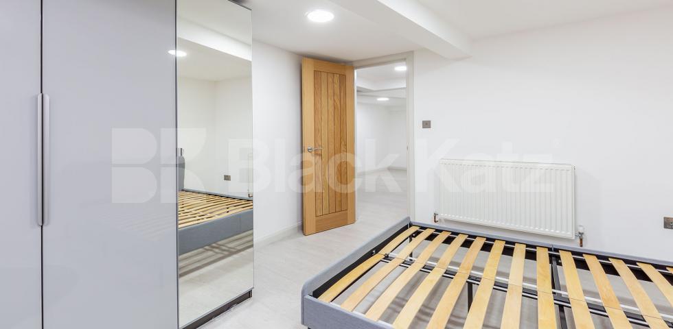 			NEWLY RENOVATED 2 BED, 2 Bedroom, 1 bath, 1 reception Apartment			 FORBURG ROAD, STOKE NEWINGTON - UPPER CLAPTON