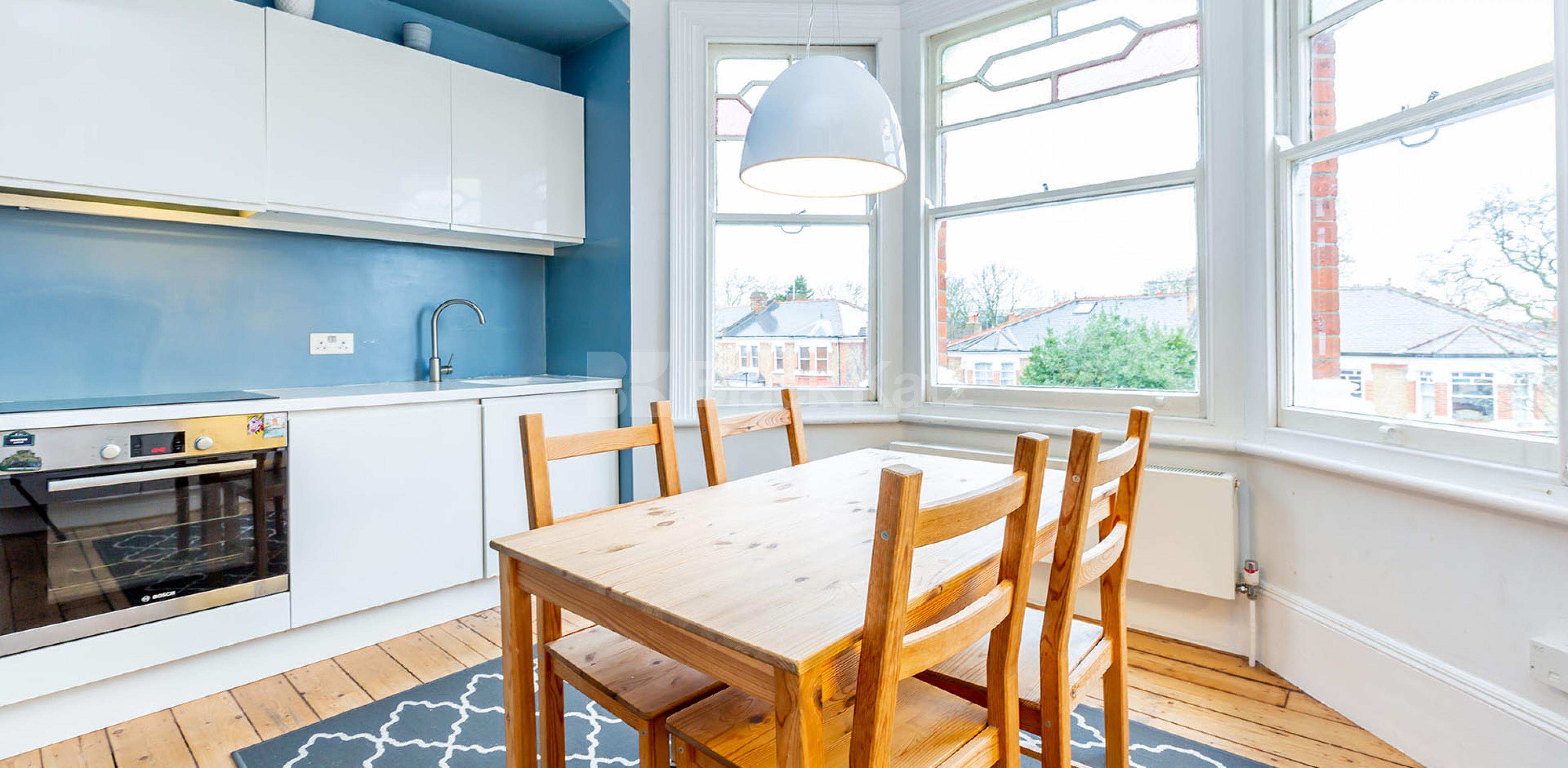 			BEAUTIFUL 2 BED, 2 Bedroom, 1 bath, 1 reception Apartment			 Christchurch Road, Crouch End N8