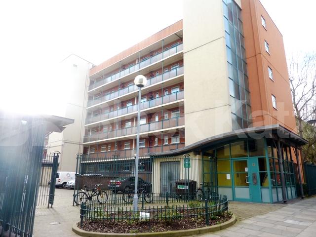 			NEW INSTRUCTION! GREAT LOCATION!!!, 2 Bedroom, 1 bath, 1 reception Flat			 Cromer Street , KINGS CROSS / RUSSELL SQ 