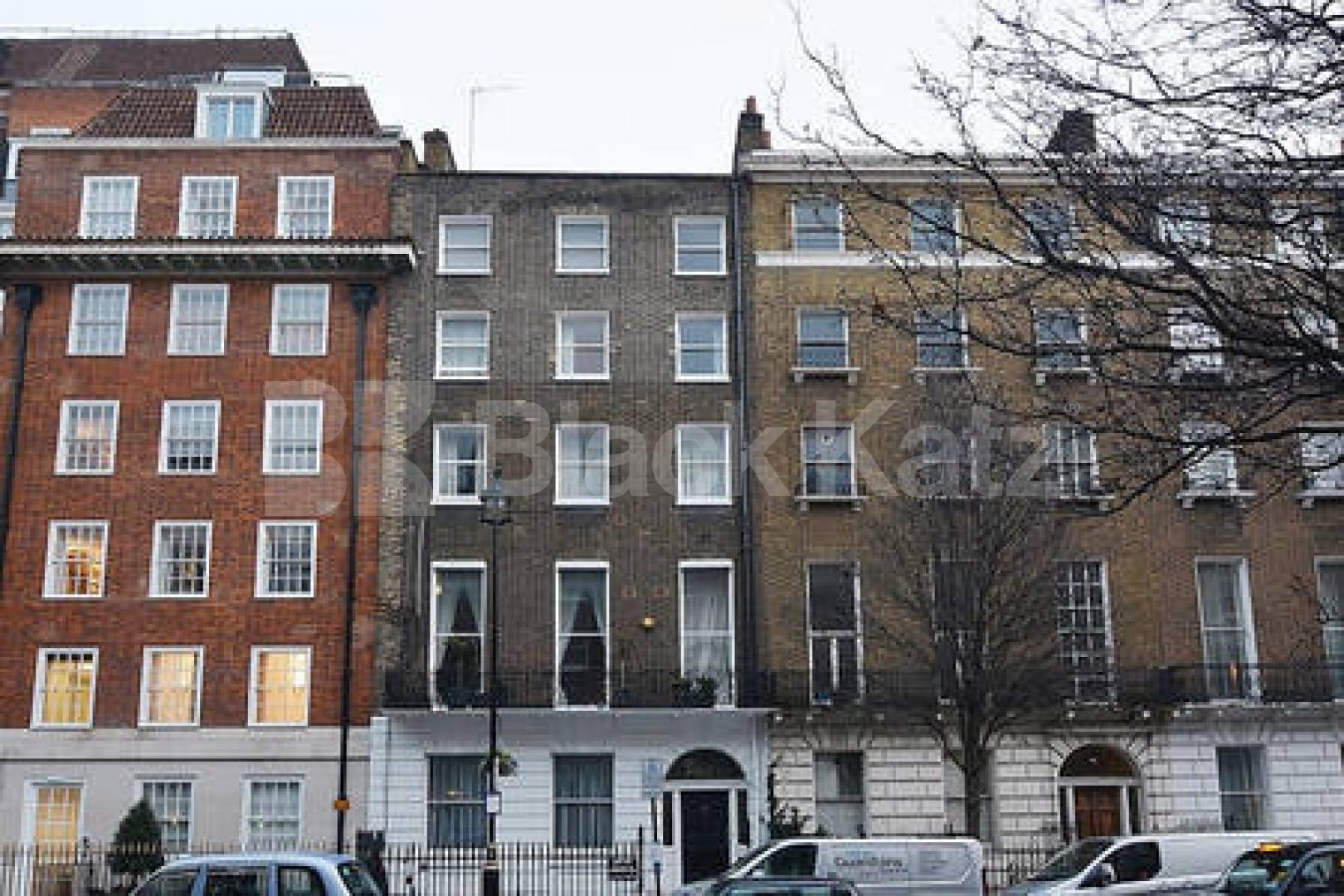 			MINUTES TO REGENTS PARK!, 2 Bedroom, 1 bath, 1 reception Flat			 Devonshire Place, REGENTS PARK