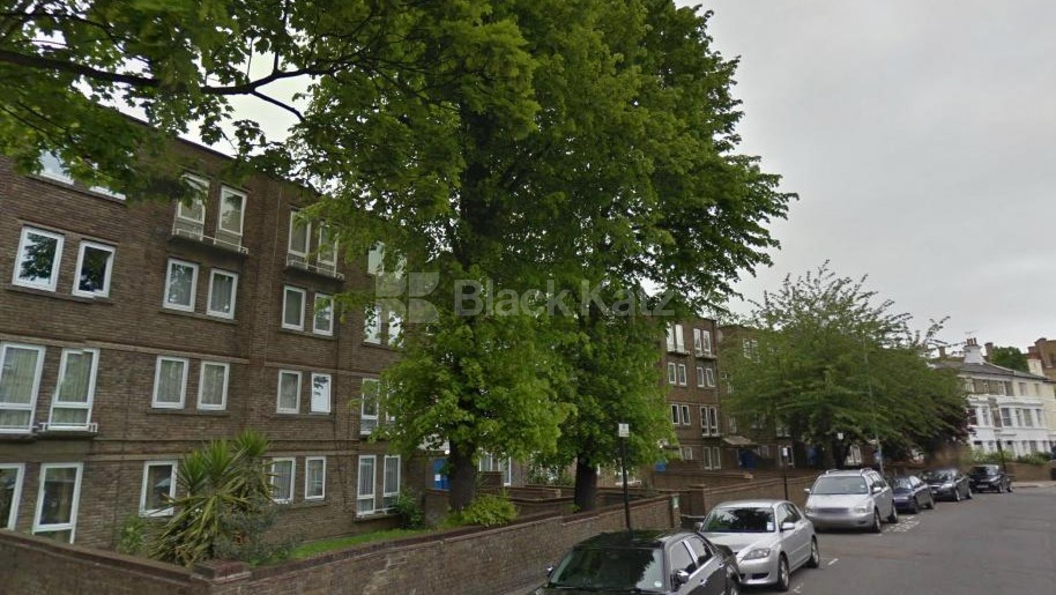 			NEW INSTRUCTION!, 3 Bedroom, 1 bath, 1 reception Flat			 Hilldrop Crescent, TUFNELL PARK N7