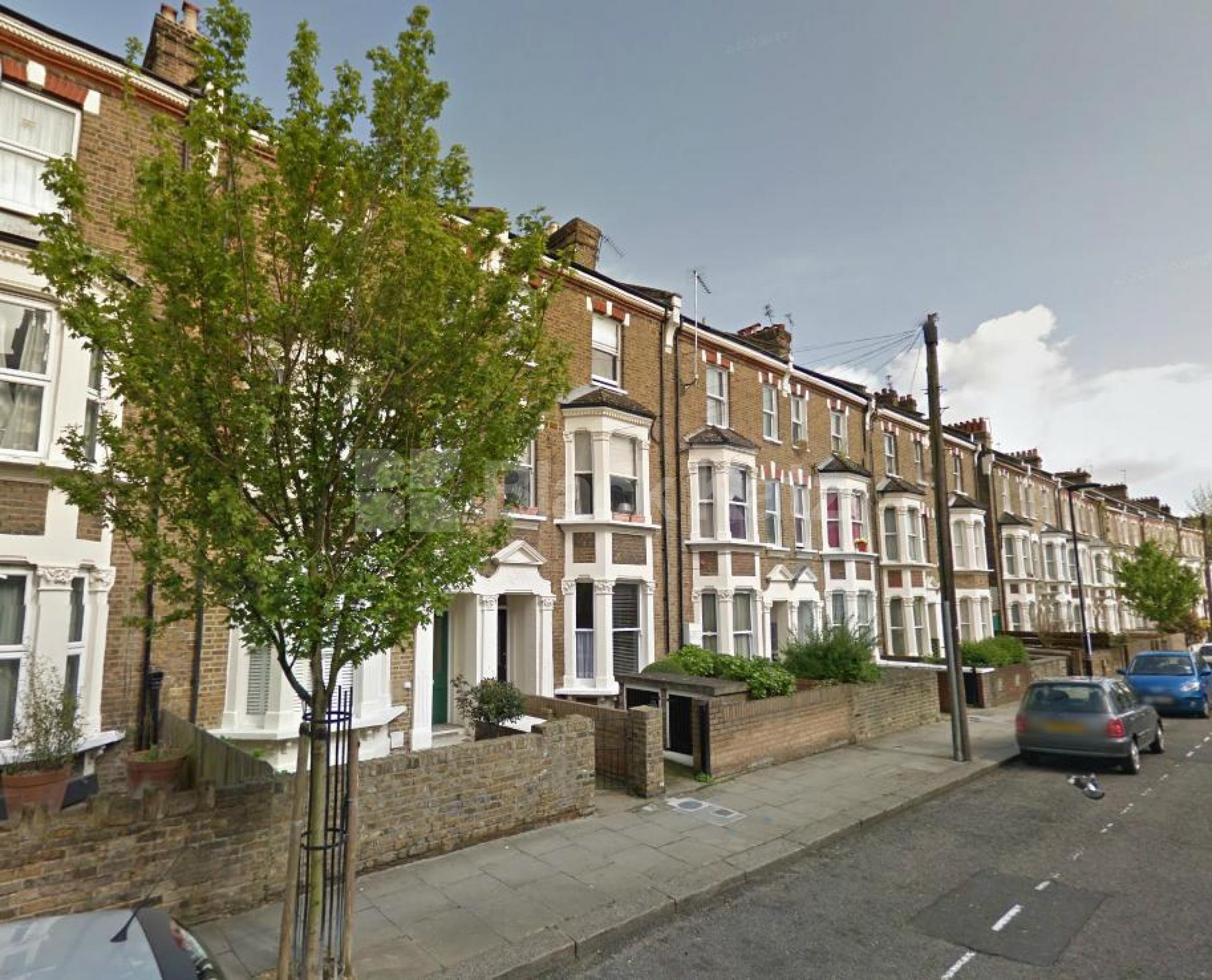 			NEW INSTRUCTION!, 2 Bedroom, 1 bath, 1 reception Flat			 Ashmore Road, MAIDA VALE W9
