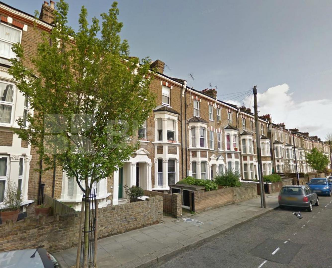 			2 Bedroom, 1 bath, 1 reception Flat			 Ashmore Road, MAIDA VALE