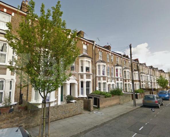 			2 Bedroom, 1 bath, 1 reception Flat			 Ashmore Road, MAIDA VALE