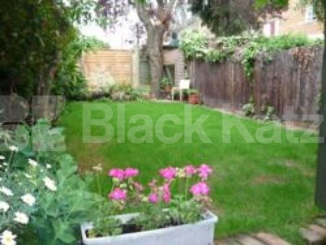 			A MUST SEE HOUSE!, 5 Bedroom, 1 bath, 1 reception House			 Priory Road N8, CROUCH END