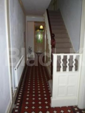 			A MUST SEE HOUSE!, 5 Bedroom, 1 bath, 1 reception House			 Priory Road N8, CROUCH END