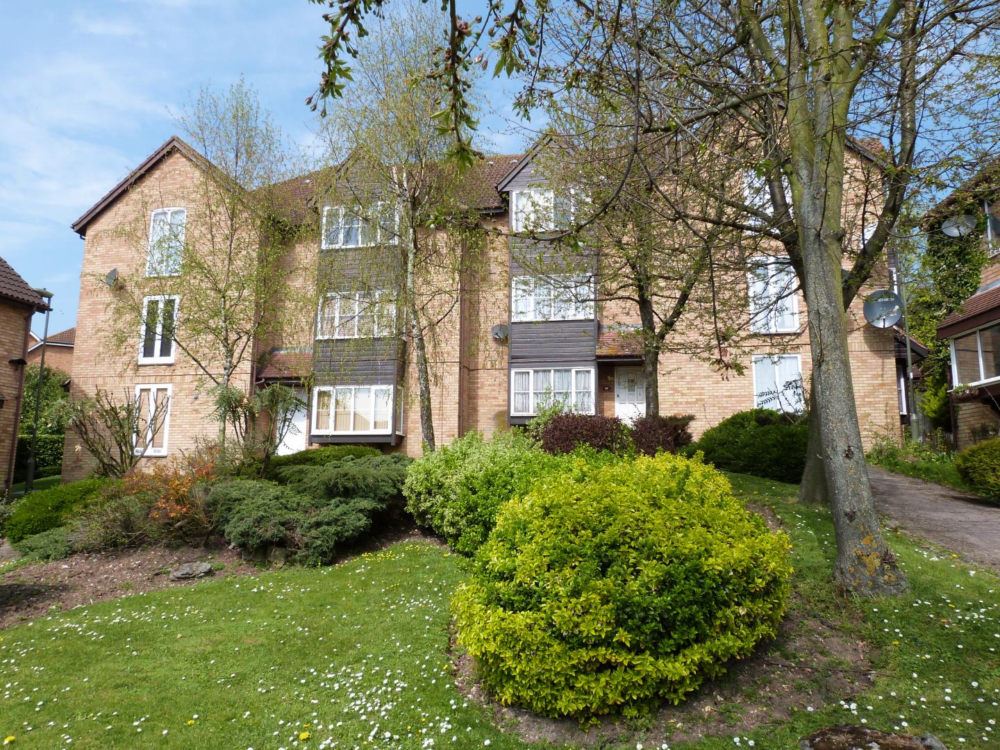 			Studio Apartment, 1 bath, 1 reception Studio			 Snowdon Drive, HENDON