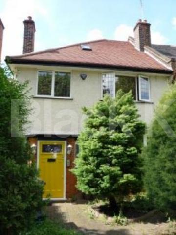 			5 DOUBLE BEDROOMS!!!!, 5 Bedroom, 1 bath, 1 reception Semi-Detached House			 Vallance Road, ALEXANDRA PALACE N22